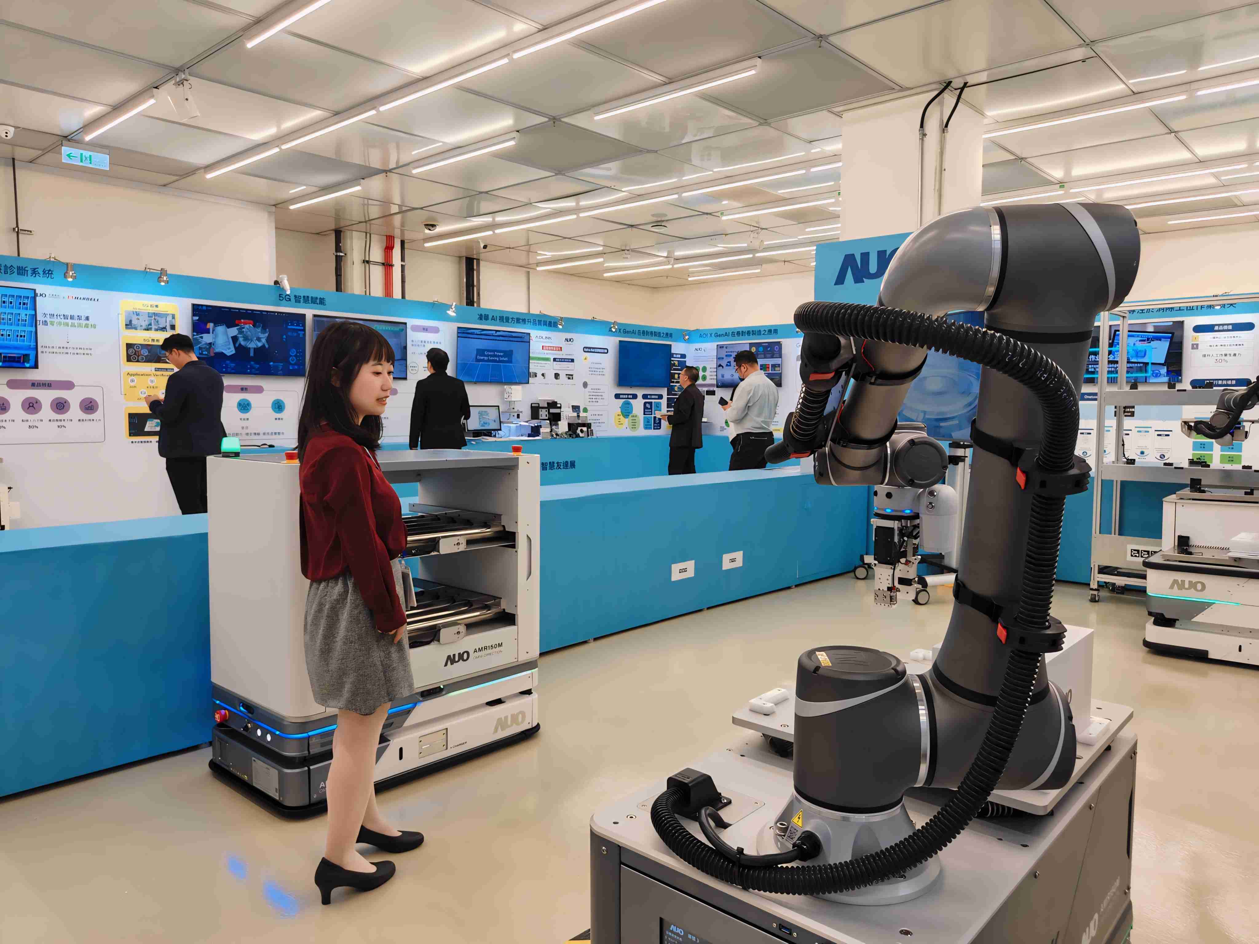 2024智能CG电子展邀集生态圈伙伴共同参展，，从数字应用、、、净零减碳到能源发展，，创造全方位永续商机，，携手生态圈伙伴迈向永续未来