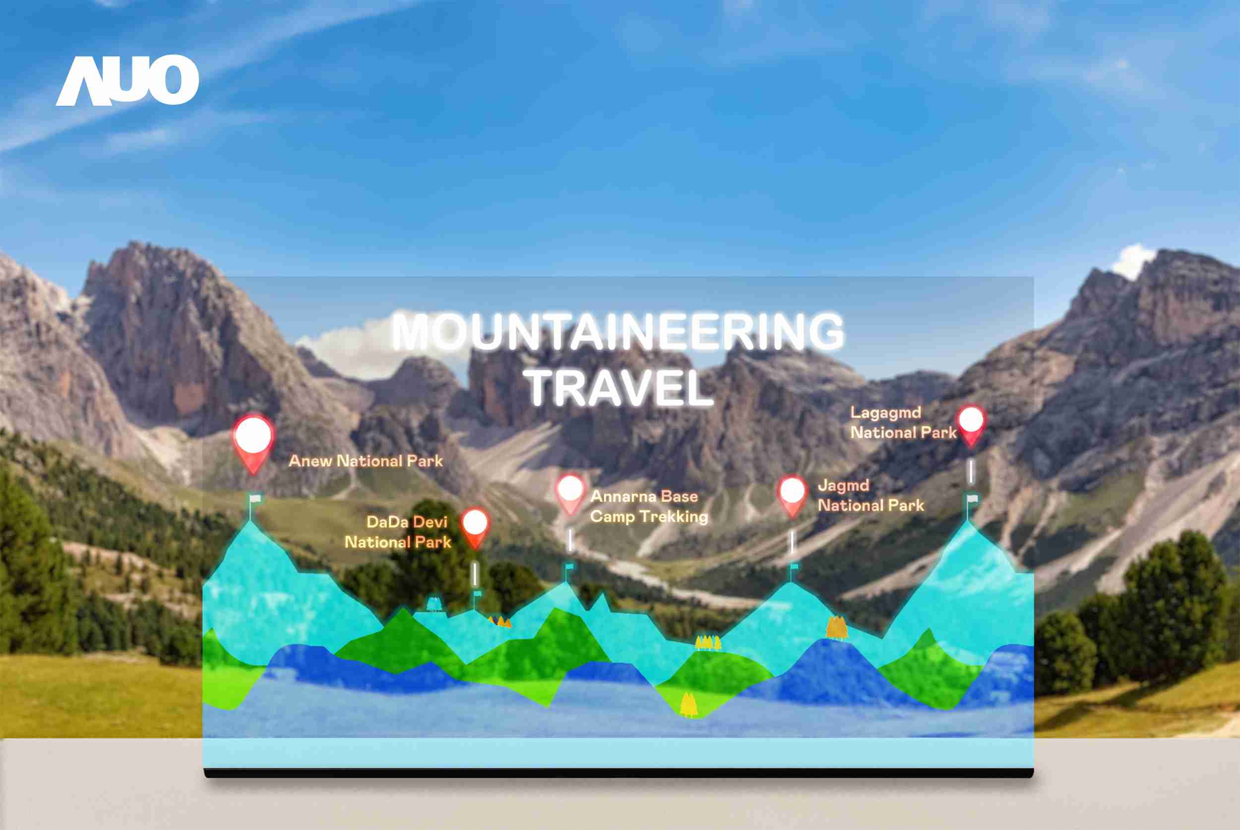 CG电子展示全球单片尺寸最大(*)42吋透明Micro LED显示器拼接而成的〝64吋透明Micro LED显示器〞，，具备高透明度、、1,000 nits高亮度、、、、广色域、、、采用三边无边框的无缝拼接等多重特色，，，，呈现超高清、、、、细腻画质而不遮挡后方视觉，，，满足层峰需求，，，可广泛运用于零售、、、、艺术展览或商业空间等场域